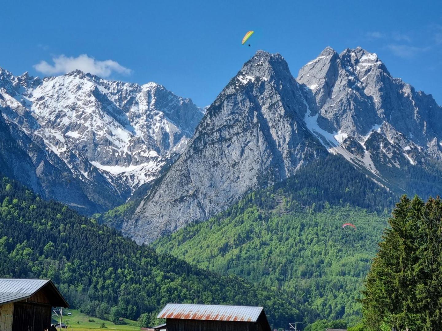 Haus Kreuzeckwiese - Fewo Juebilaumsgrat Garmisch-Partenkirchen Bagian luar foto