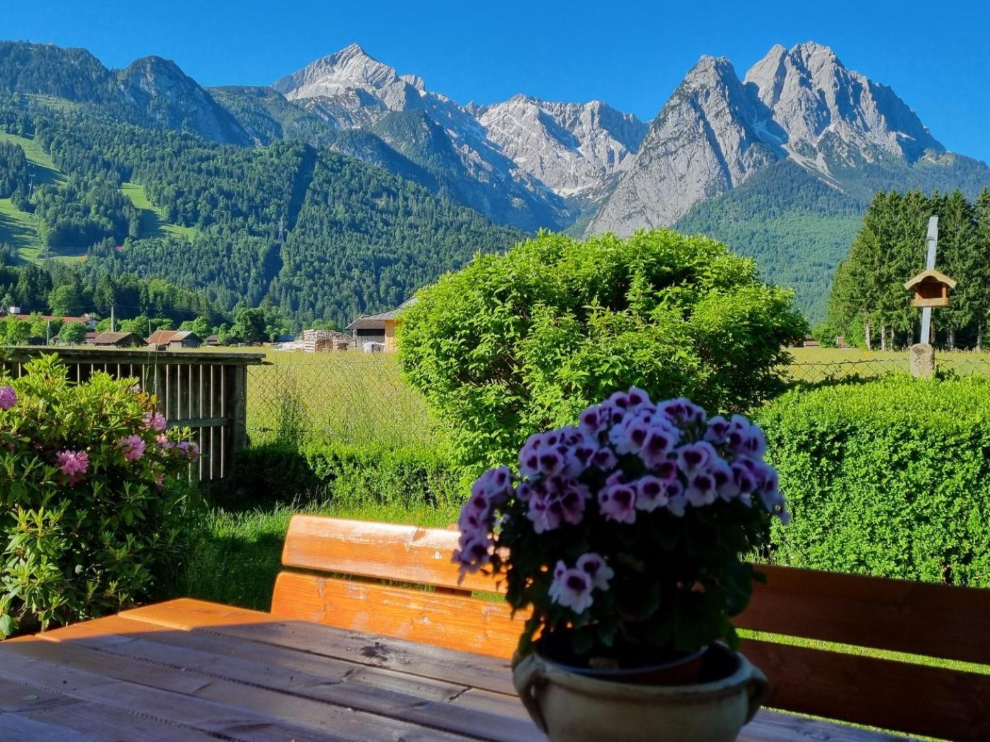 Haus Kreuzeckwiese - Fewo Juebilaumsgrat Garmisch-Partenkirchen Bagian luar foto
